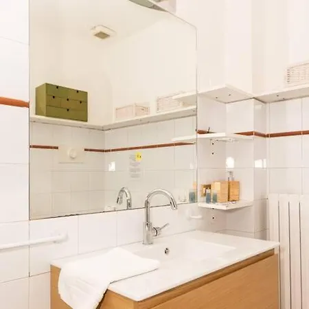 Lodi Studio- Porta Romana Appartement *